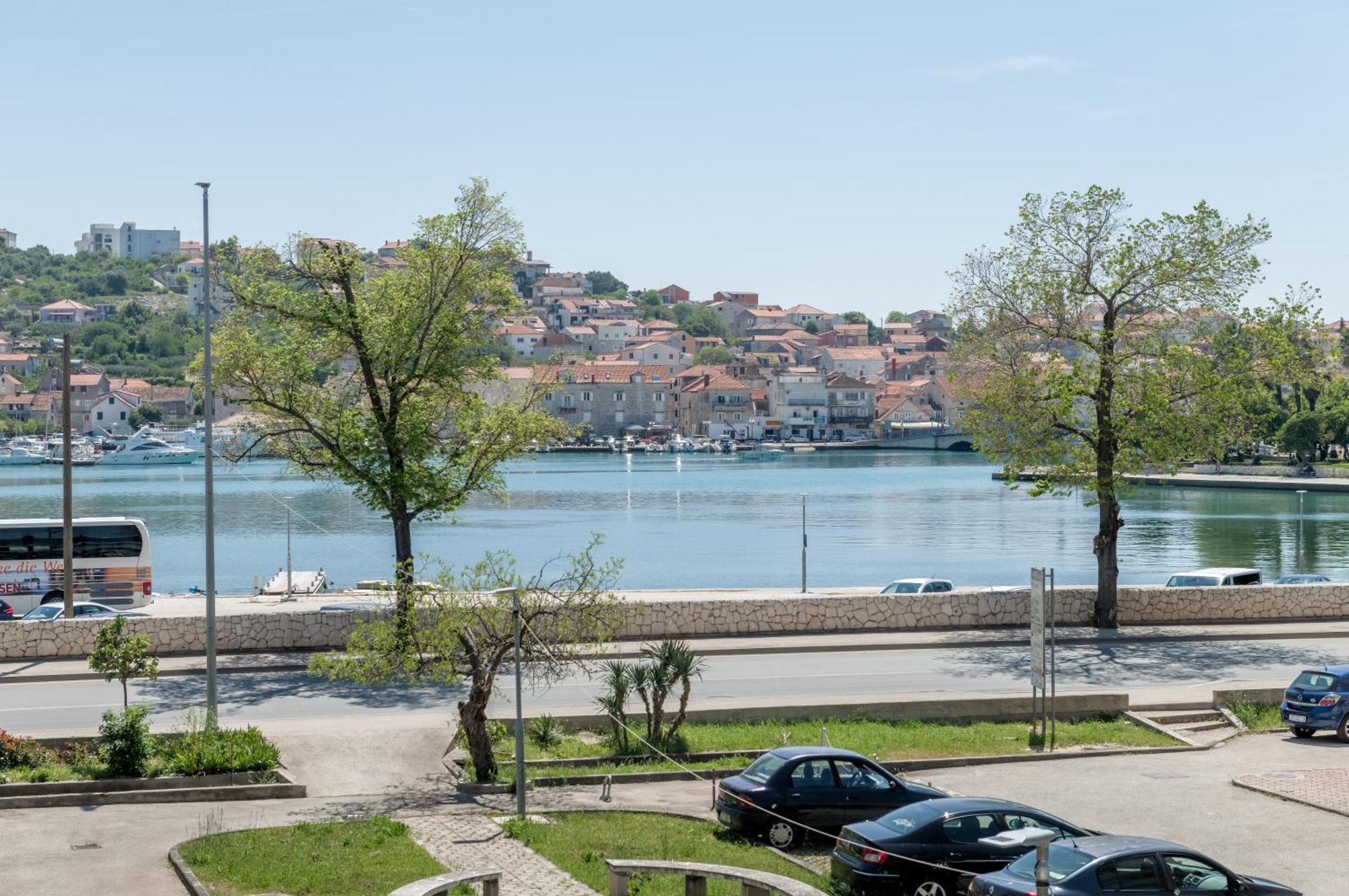 Apartman Casa Vecchia Trogir Ngoại thất bức ảnh